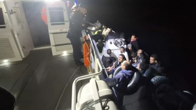 Bodrum açıklarında botta 26 kaçak göçmen kurtarıldı