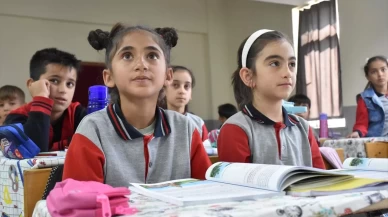 18 milyon öğrenci yarın okula gidecek