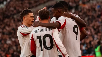 Liverpool'da Isac, West Ham deplasmanında siftah yapptı