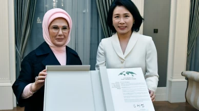 Emine Erdoğan, Güney Kore Devlet Başkanı'nın eşi Kim ile Millet Kütüphanesi'ni ziyaret etti