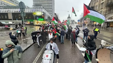Stockholm'de soykırımcı İsrail'in saldırılarına protesto