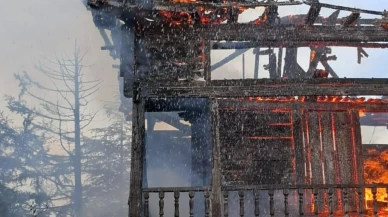 200 yıllık tarih göz göre göre kül oldu