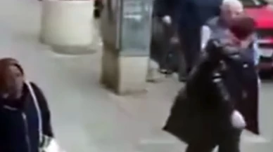 Ev sahibiyle sokakta karşılaştı, ortalık karıştı! Kiracı eski ev sahibini darbetti