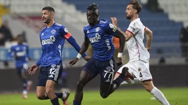 Kasımpaşa ilk yarıda evinde kayıp