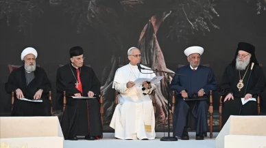 Papa 14. Leo, Beyrut’ta Müslüman ve Hristiyan liderlerle buluştu