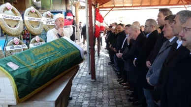 Merkez Bankası Başkanı Karahan'ın annesi Uşak'ta toprağa verildi