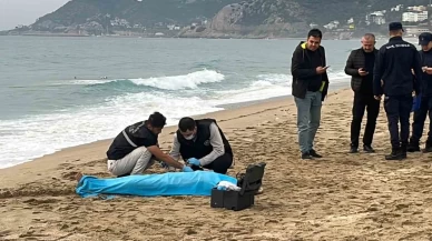 Alanya sahilinde acı manzara: 31 yaşındaki kadının öldüğü tespit edildi