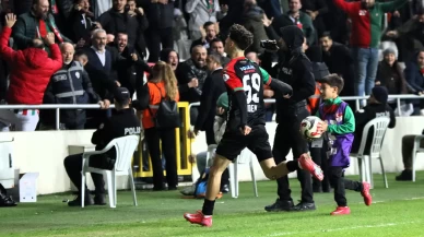 Karşıyaka devre arasına galibiyetle girdi