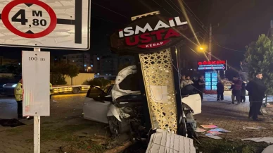 Hatay’da ilginç kaza: Hurdaya dönen otomobilin sürücüsü ortadan kayboldu!