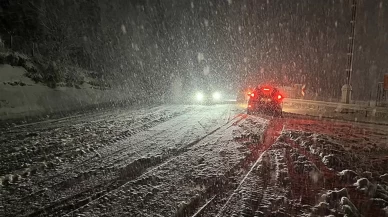 Kars'ta yoğun kar yağışı etkili oluyor