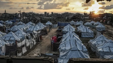 Filistinlilerin barındığı yüzlerce çadır sular altında kaldı