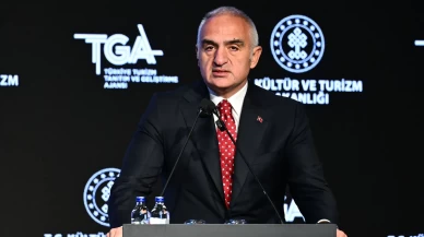 Bakan Ersoy "Tarihi eşiği aştık" diyerek rakamları paylaştı