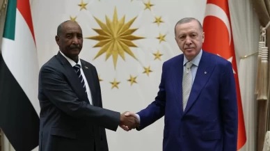 Cumhurbaşkanı Erdoğan, Sudan Egemenlik Konseyi Başkanı Burhan ile bir araya geldi