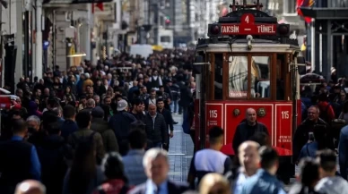 Türkiye’nin nüfus artışı alarm veriyor: Ortanca yaş 40 yıl içinde 45’i bulabilir