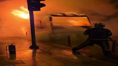 Denizli’de saniyelerle yarışılan anlar: Servis bir anda alevlere teslim oldu