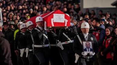 Yalova'da şehitlerimiz için tören düzenlendi! Şehitlerimize son veda