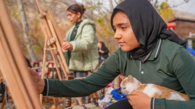 Diyarbakır'da öğrenciler tarihi ve doğayı tuvale taşıyor!