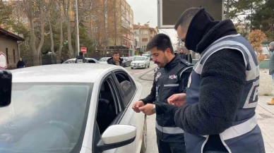 Karaman’da yılbaşı denetimi: Araçlar tek tek kontrol edildi