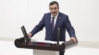 Cumhurbaşkanı Yardımcısı Yılmaz: 'Libya halkına ve yönetimine sabır ve başsağlığı diliyorum'