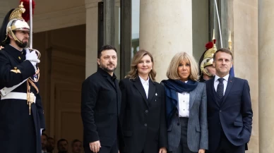 Zelenskiy, Macron tarafından resmi törenle karşılandı