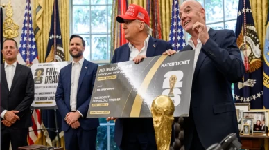 ABD Başkanı Trump'a 'FIFA Barış Ödülü' verildi