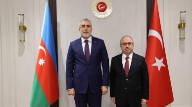 Bakan Işıkhan, Türkiye'nin Bakü Büyükelçiliği'ni ziyaret etti