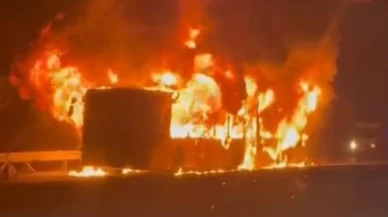 Arnavutköy’de İETT otobüsü alev alev yandı