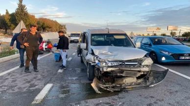 Emniyet şeridinde kaza! 2 kişi yaralandı