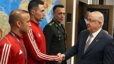 Bakan Güler, TSK Spor Gücü Kır Koşusu Takımı'nı kabul etti