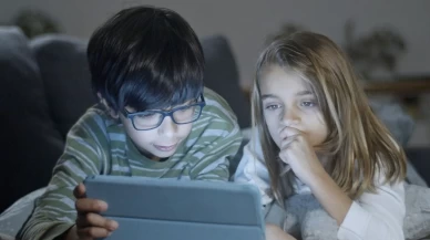 Çocuklara sosyal medya yasağı geliyor mu? Bakanlık radikal düzenlemeyi hazırladı: 15 yaş altına hesap açmak yasaklanabilir!