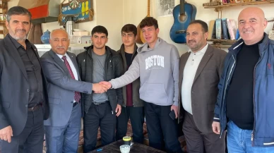 MHP Van İl Başkanı Salih Güngöralp’ten Erciş'te 'Hayırlı Günler Komşum' ziyaretleri