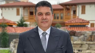 MHP'li Ruhi Ersoy, istiklâlin iki büyük kalemi Mehmet Âkif Ersoy ve Ahmed Cevad'ı andı!