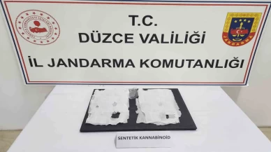 Düzce yolunda film gibi yakalama: Ayakkabıdan çıkanlar şoke etti