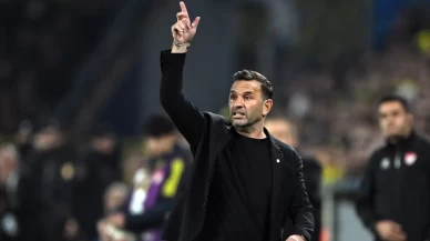 Okan Buruk'tan derbide şaşırtan sağ bek tercihi