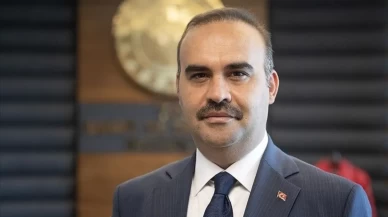 Devlet yapay zekayı masaya yatırdı: Veri merkezleri ve mevzuat baştan yazılıyor