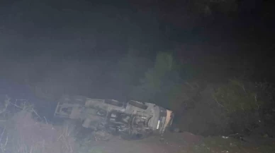 150 metrelik uçurumda dehşet: Beton mikseri düştü!