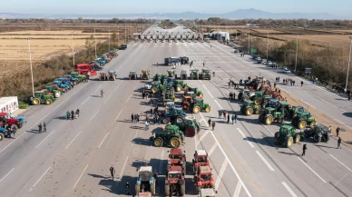 Atina–Selanik otoyolu trafiğe kapatıldı