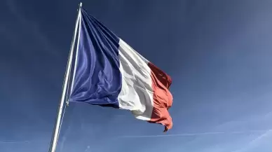 Fransa, Fildişi Sahili'ndeki askeri üssünü teslim etti