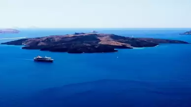 Santorini Adası'nda tsunami paniği!