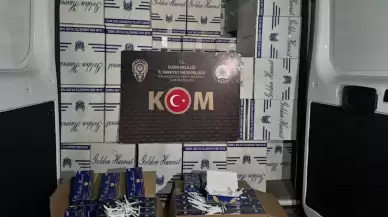 İzmir'de kaçak makaron operasyonu: 7 milyon 320 bin adet ele geçirildi