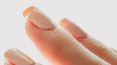 Tırnakların Çabuk Kırılmasının Nedenleri ve Çözüm Yolları