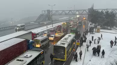 Kar yağışı İstanbul'un bazı bölgelerini beyaza bürüdü