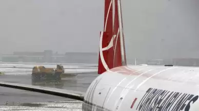 Uçuşlara kar engeli: Çok sayıda sefer iptal edildi