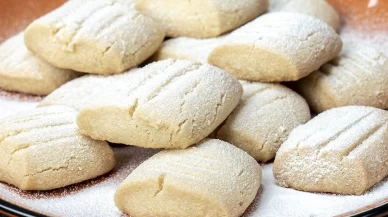 Sadece 15 dakikada hızlı ve pratik 3 malzemeli kurabiye tarifi