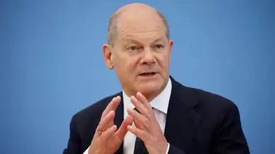 Scholz'tan Trump'ın Zelenskiy yorumlarına tepki