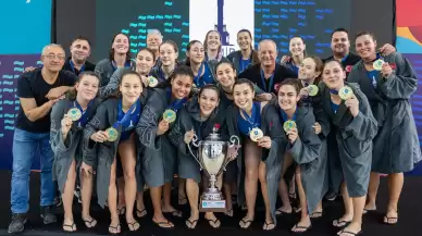 Su topunda İzmir Büyükşehir Belediyespor Avrupa şampiyonu