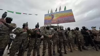 Hamas'tan esir takasının ertelenmesine tepki