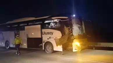 Afyonkarahisar'da yolcu otobüsü tıra çarptı