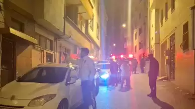 Ehliyetsiz ve alkollü sürücü, park halindeki 3 otomobile çarptı