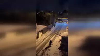 İstanbul'da kar yağışı trafiği olumsuz etkiledi